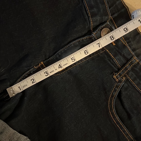 AMISU Jeans Dark Blue Wash Cuffed Stretch Shorts size EU 42 or Waist 32 - Picture 7 of 8